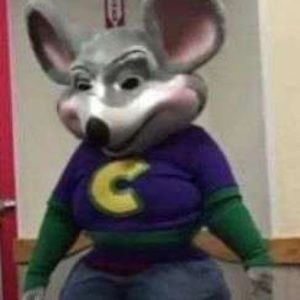 Meet your Posher, Isaac